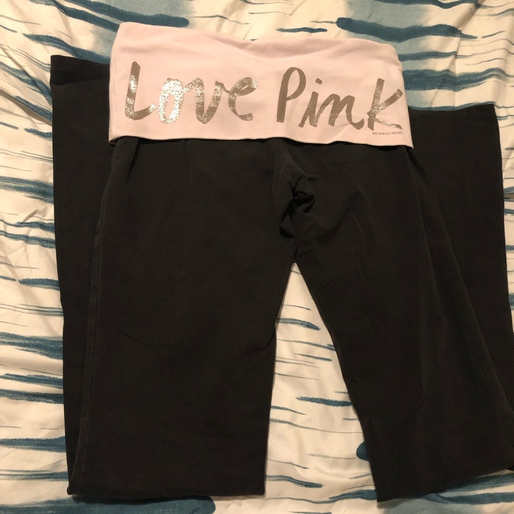 Victoria’s Secret yoga pants